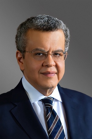 الرئيس عبد الفتاح السيسي يصدر قرارًا بتجديد تكليف المستشار محمد الفيصل يوسف قائمًا بأعمال رئيس الجهاز المركزي للمحاسبات